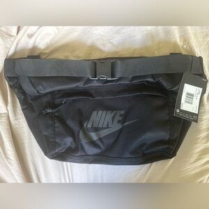 Nike Large Fanny Pack